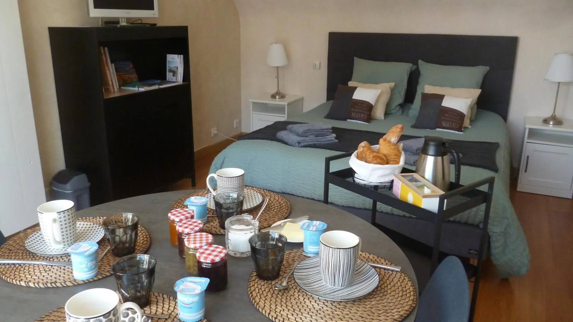 Au Gre Des Marees, 2 Chambres Avec Petit Dejeuner Hanvec Bed and breakfast